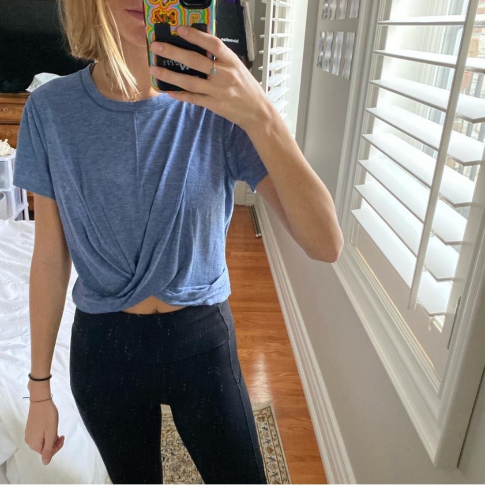 Lululemon shirt